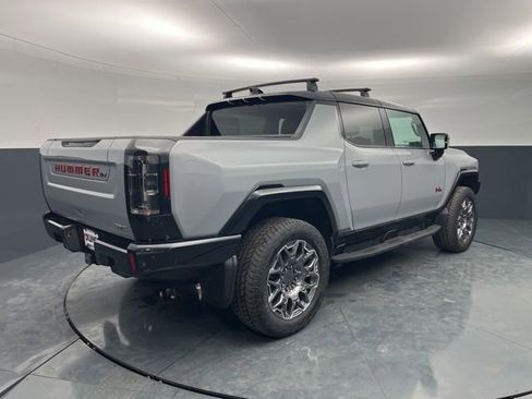 Used 2024 GMC Hummer EV 3X w/ LPO, Sport Package AWD/4WD image 8