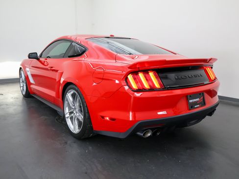 Used 2015 Ford Mustang GT Premium w/ Enhanced Security Package RWD image 5