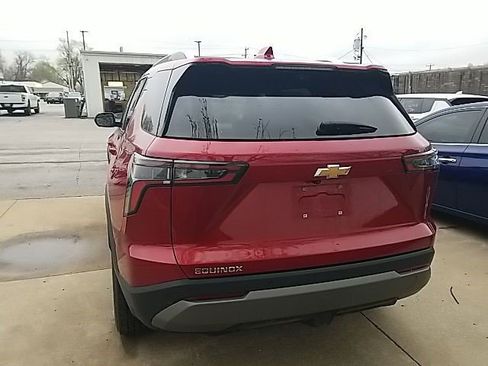 Certified 2025 Chevrolet Equinox LT w/ Convenience Package II image 19
