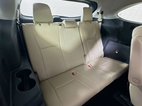 Used 2022 Toyota Highlander Limited FWD image 34