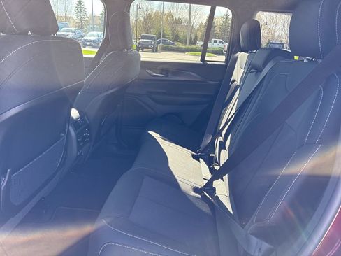 New 2026 Jeep Grand Cherokee Laredo X image 9