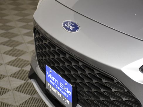 Used 2022 Ford Escape S AWD/4WD image 11