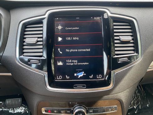 Used 2018 Volvo XC90 T6 Momentum w/ Convenience Package AWD/4WD image 27