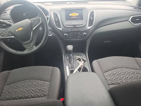 Used 2024 Chevrolet Equinox LT FWD image 12
