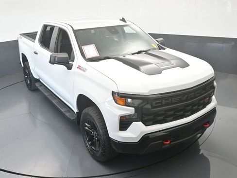 Used 2022 Chevrolet Silverado 1500 Custom Trail Boss image 52