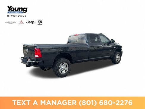 Used 2016 RAM 3500 Tradesman w/ Chrome Appearance Group AWD/4WD image 4