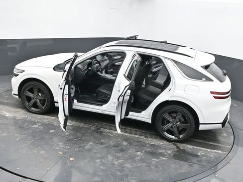 Used 2023 Genesis GV70 2.5T Sport Prestige w/ Sport Prestige Package image 64