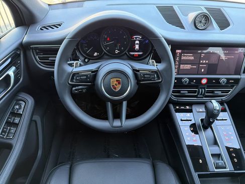New 2026 Porsche Macan AWD/4WD image 15