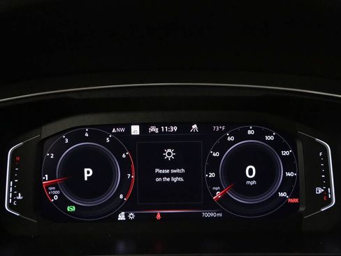 Used 2022 Volkswagen Tiguan SEL R-Line AWD/4WD image 7