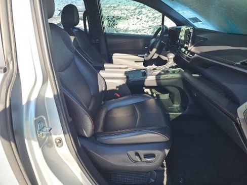 Used 2021 Toyota Sienna XSE image 12