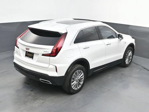 Used 2024 Cadillac XT4 Premium Luxury w/ Active Safety Package FWD image 33