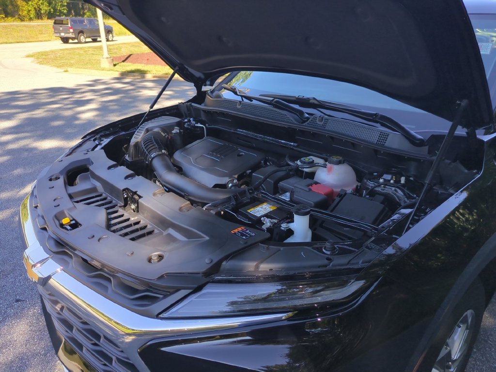 New 2026 Chevrolet Blazer LT w/ Convenience Package FWD image 36
