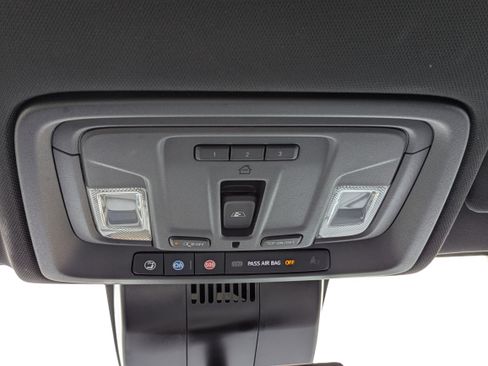 Certified 2024 Chevrolet Silverado 3500 High Country w/ Technology Package image 32