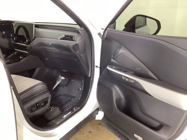 Used 2025 Lexus TX 350 AWD w/ Technology Package image 22