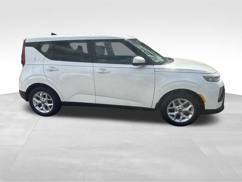 Used 2020 Kia Soul S image 28