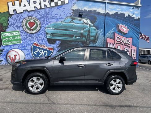 Used 2020 Toyota RAV4 LE w/ Carpet Mat Package AWD/4WD image 2