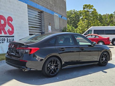 Used 2023 Honda Civic Sport image 7