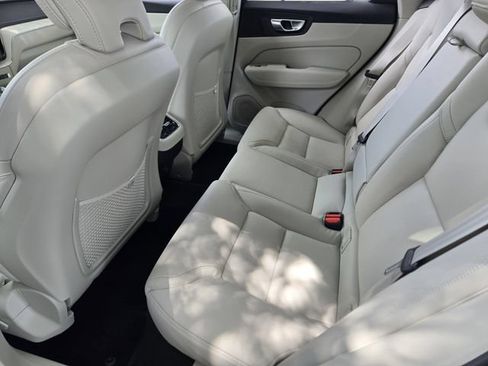 Used 2026 Volvo XC60 B5 Ultra w/ Protection Package Premier AWD/4WD image 32