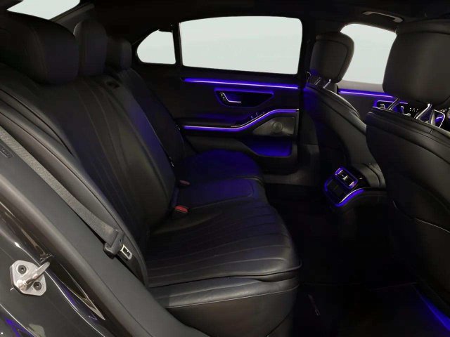 Used 2023 Mercedes-Benz S 500 4MATIC w/ AMG Line image 78