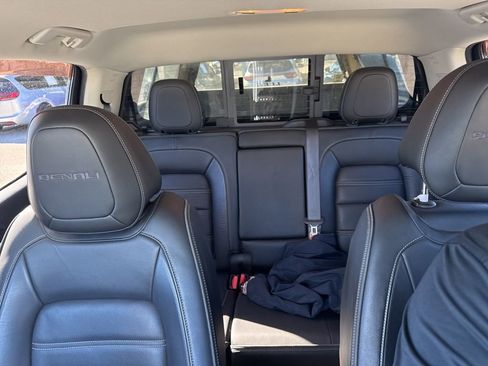 Used 2019 GMC Canyon Denali image 10