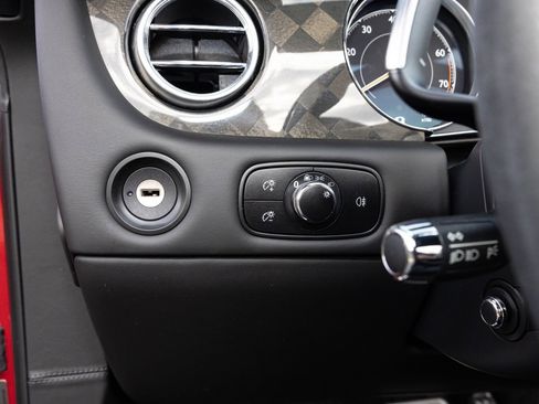 Used 2018 Bentley Continental GT Supersports image 32