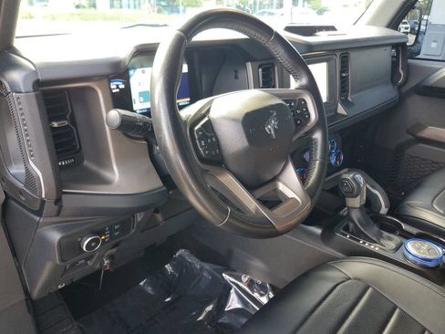 Used 2022 Ford Bronco Outer Banks AWD/4WD image 16