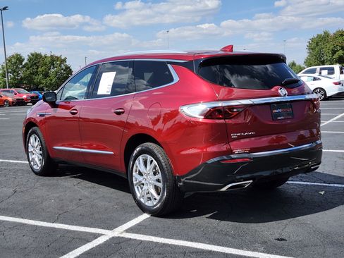 Used 2023 Buick Enclave Premium w/ Experience Buick Package image 8