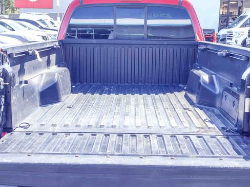 Used 2020 Toyota Tacoma SR RWD image 14