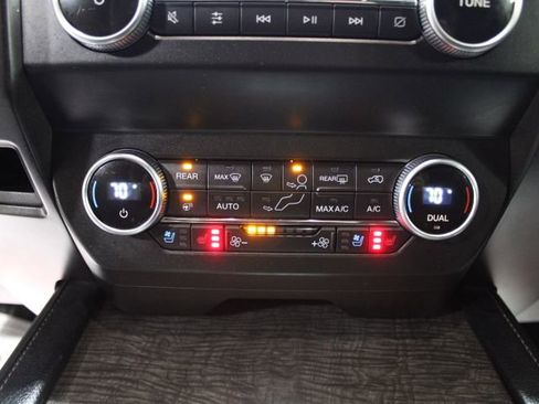 Used 2021 Ford Expedition Max Limited image 35