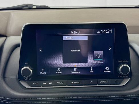 Used 2023 Nissan Rogue SV image 14