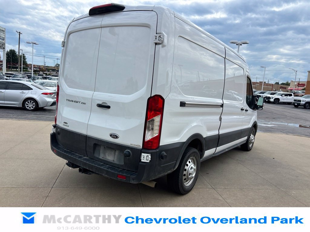Used 2025 Ford Transit 250 148 Medium Roof Extended AWD w/ Load Area Protection Package image 10