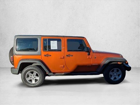 Used 2011 Jeep Wrangler Unlimited Sport image 4