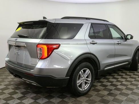 Used 2023 Ford Explorer XLT w/ Equipment Group 202A image 13