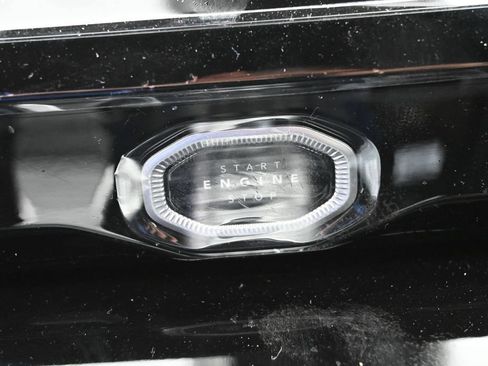 New 2026 Jeep Grand Cherokee L 4WD image 12