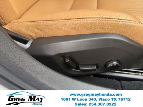 Used 2018 Volvo S90 T5 Momentum w/ Convenience Package FWD image 34