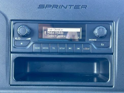 Used 2025 Mercedes-Benz Sprinter 2500 image 17