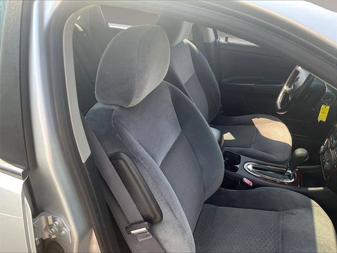 Used 2011 Chevrolet Impala LT FWD image 27