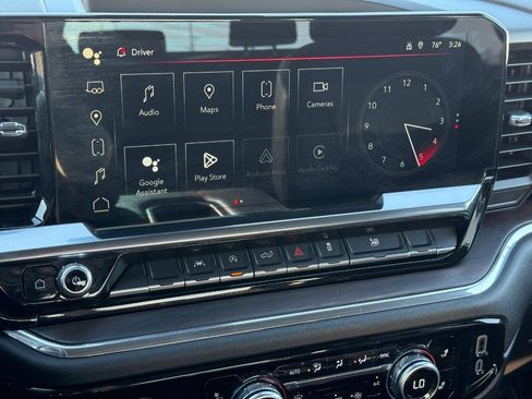 Used 2024 GMC Sierra 1500 SLT image 15