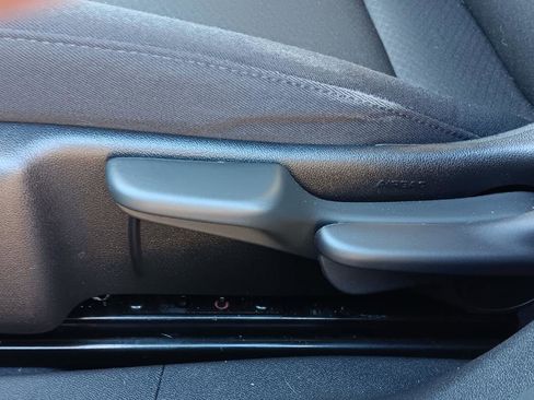 Used 2022 Chevrolet Malibu LS image 9