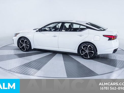 Used 2025 Nissan Altima 2.5 SR FWD image 5
