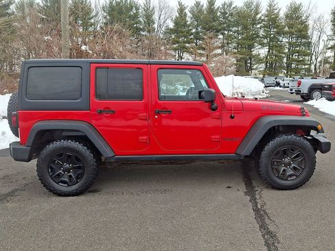 Used 2017 Jeep Wrangler Unlimited Sport image 7