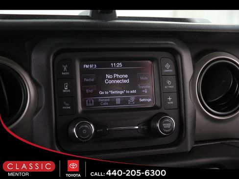 Used 2021 Jeep Wrangler Unlimited Sport image 11
