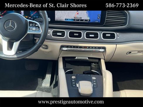 Used 2022 Mercedes-Benz GLS 450 4MATIC image 19