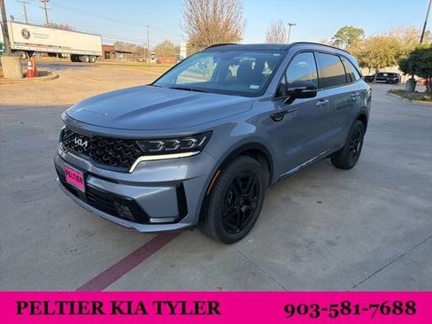Certified 2022 Kia Sorento SX image 3