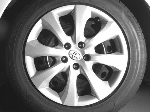 Used 2023 Toyota Corolla LE FWD image 16