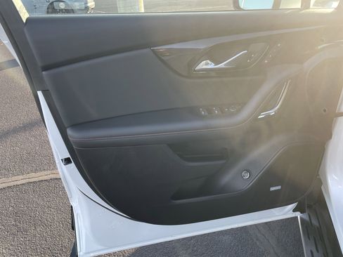 Certified 2024 Chevrolet Blazer RS w/ Driver Confidence II Package image 20