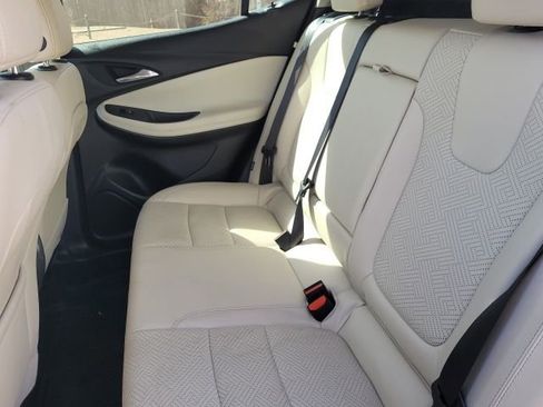 Used 2021 Buick Encore GX Essence w/ Advanced Technology Package image 22