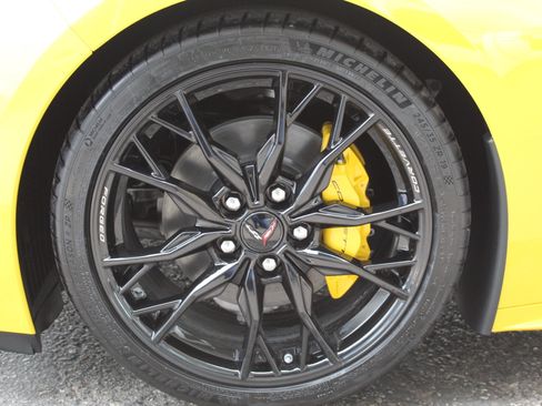 New 2026 Chevrolet Corvette Stingray Preferred Conv w/ Battery Protection Package RWD image 7