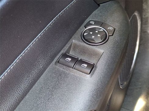 Used 2017 Ford Mustang Premium image 22