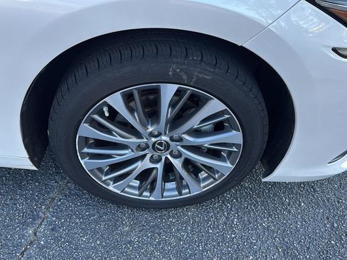 Used 2019 Lexus ES 350 image 37